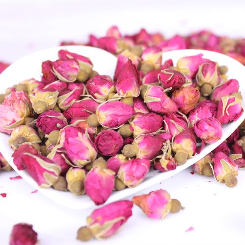 花茶之玫瑰月季：美容养颜、舒缓压力的芳香花草