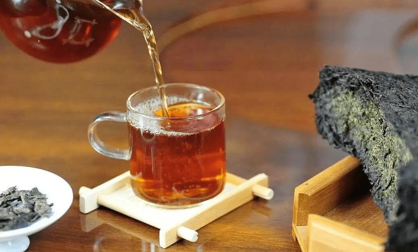 熟茶与黑茶：品味古老茶香